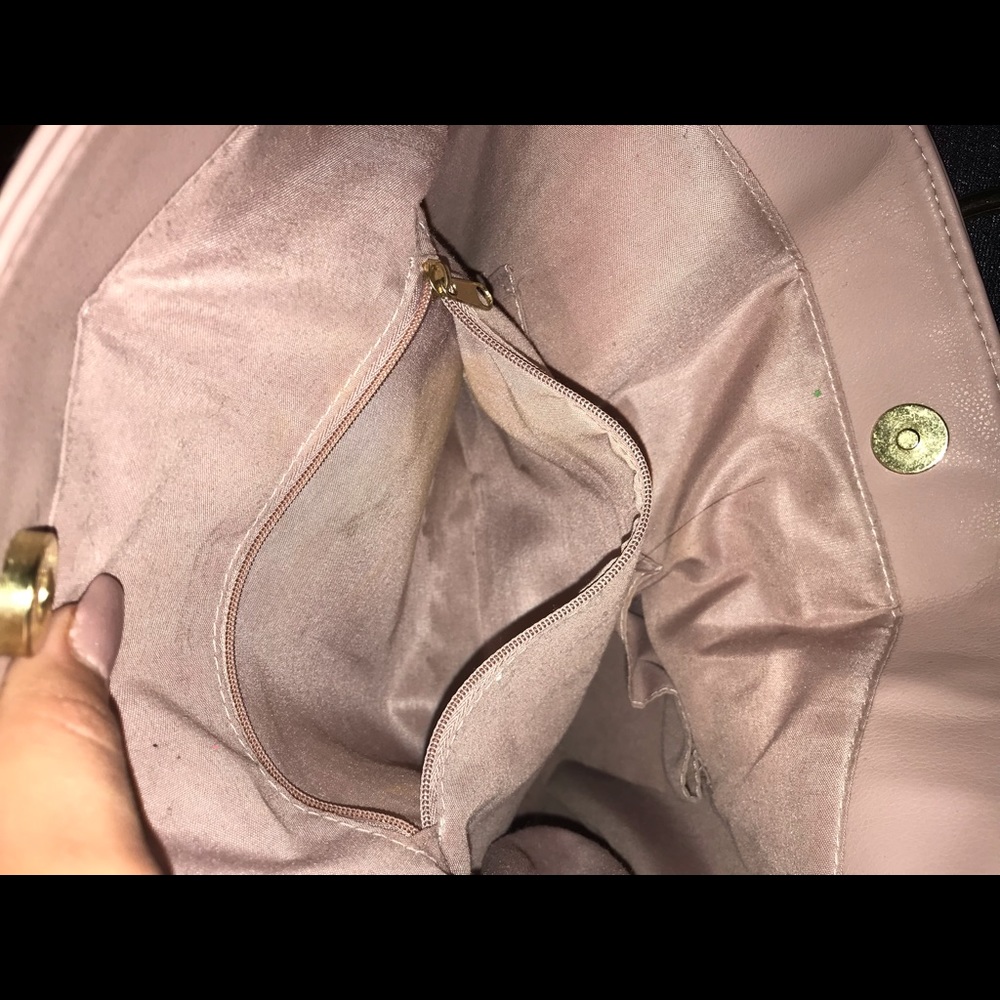 Purse - Picture 3 of 8